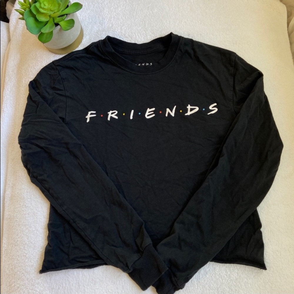🎀FRIENDS Merchandise Black Longsleeve🎀